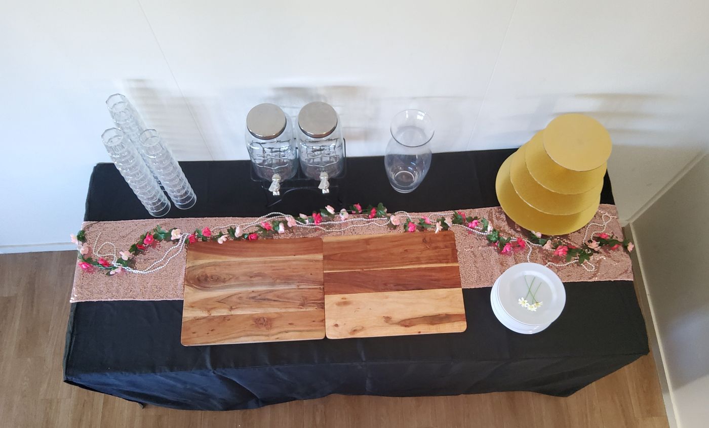 Overhead view of a fully styled deluxe party table setting
